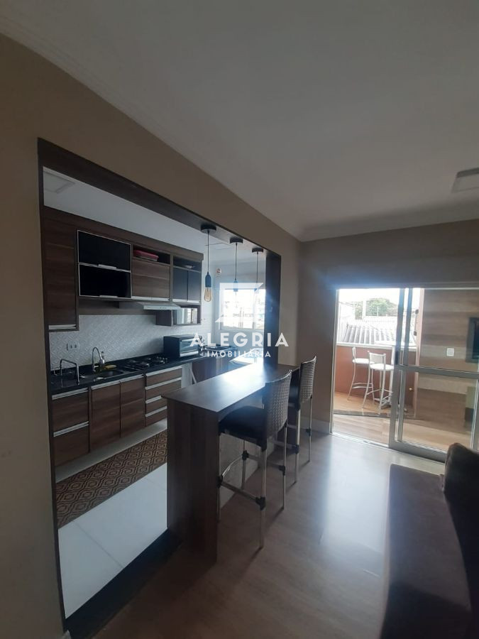 Lindo apartamento 3 quartos sendo 1 suíte com elevador em São José dos Pinhais