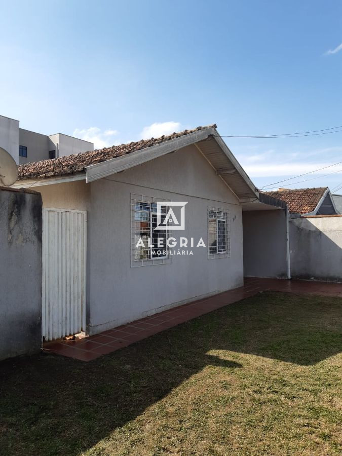 Casa 3 Dormitórios com terreno enorme em São José dos Pinhais