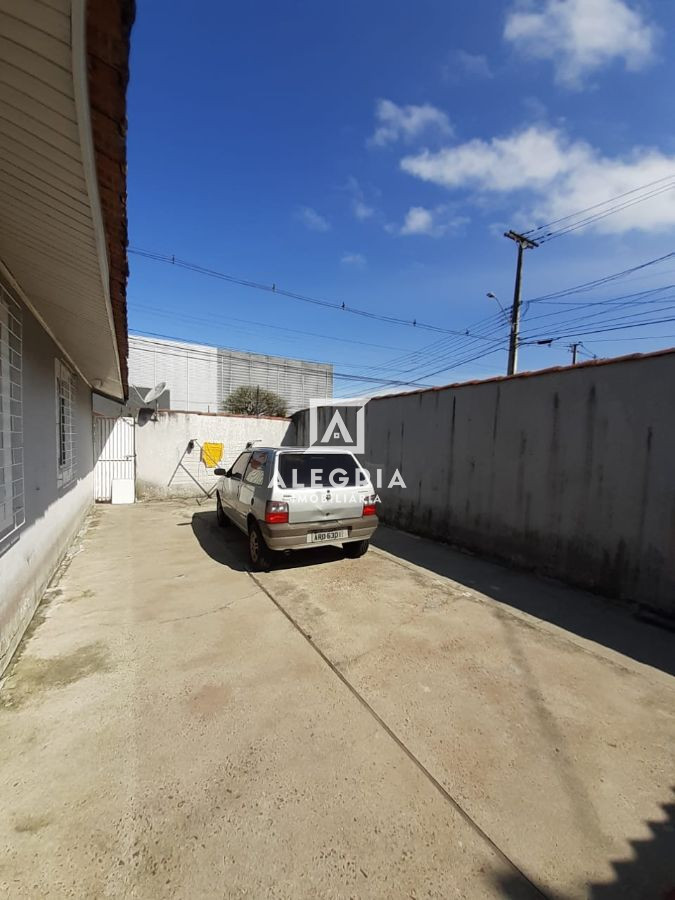 Casa 3 Dormitórios com terreno enorme em São José dos Pinhais