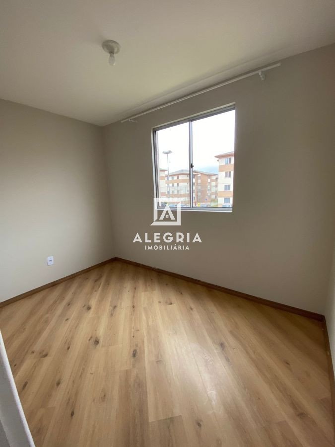 Excelente apartamento 02 dormitórios Semi-Mobiliado no Bairro Col. Rio Grande em São José dos Pinhais