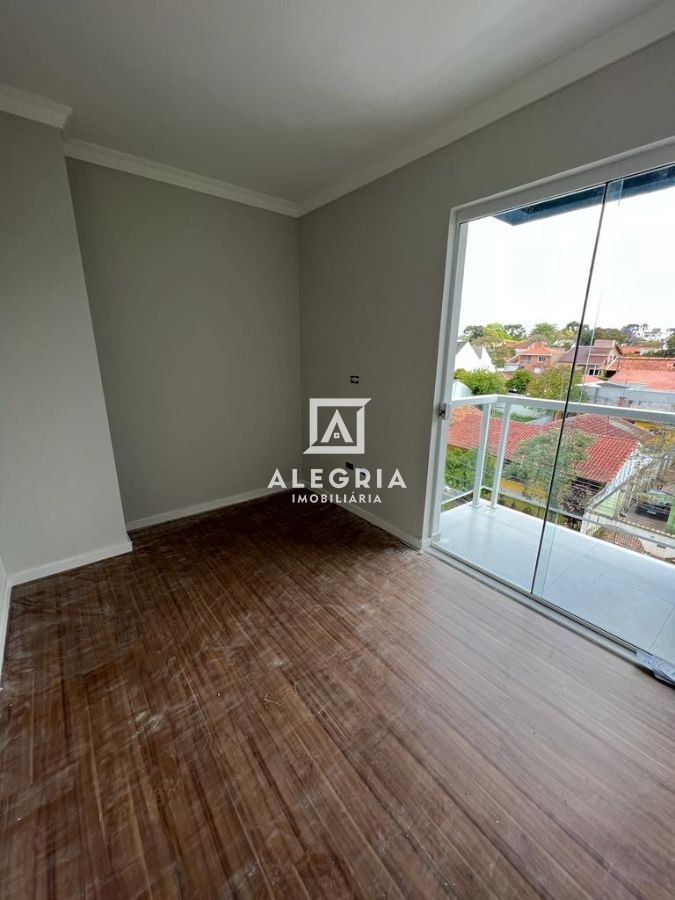 Apartamento Contendo 02 Dormitórios e 03 Sacadas no Conjunto São José em São José dos Pinhais