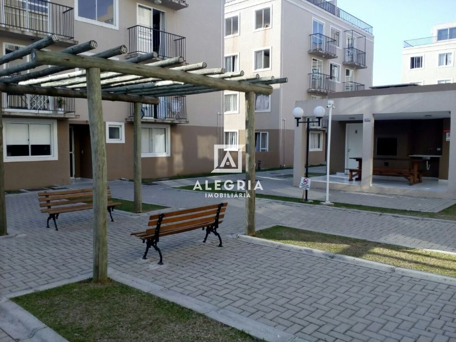 Apartamento Duplex na Boneca do Iguaçu em São José dos Pinhais