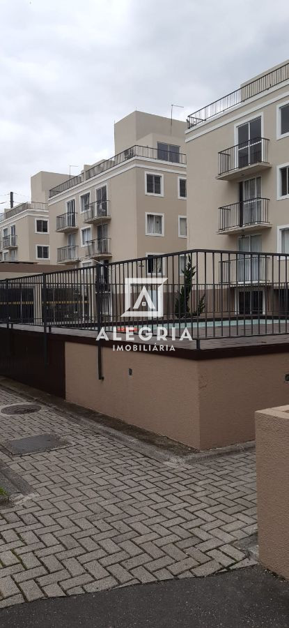 Apartamento Duplex na Boneca do Iguaçu em São José dos Pinhais