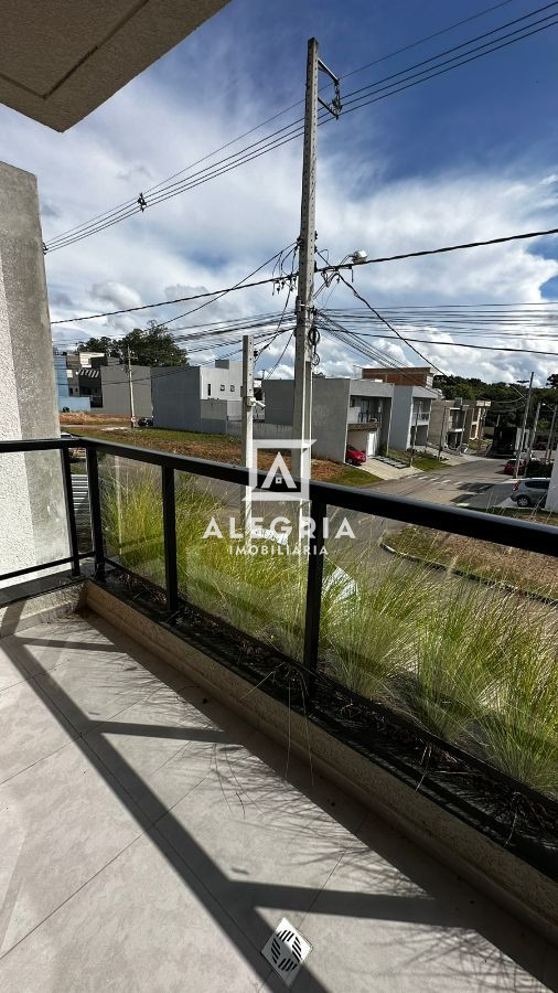 Triplex Alto Padrão em condomínio fechado no bairro Costeira em São José dos Pinhais