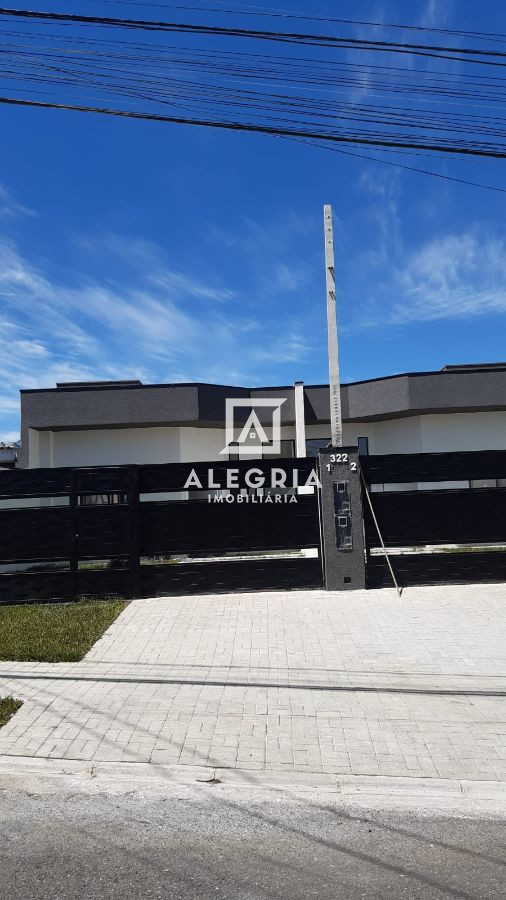 Linda casa 3 quartos sendo 1 suíte em São José dos Pinhais