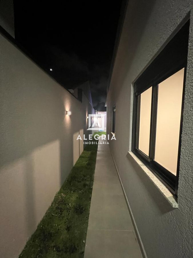 Belissima Casa Contendo 03 Dormitórios Sendo 01 Suite com Piscina e Edicula no Pedro Moro em São José dos Pinhais