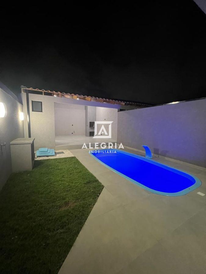 Belissima Casa Contendo 03 Dormitórios Sendo 01 Suite com Piscina e Edicula no Pedro Moro em São José dos Pinhais