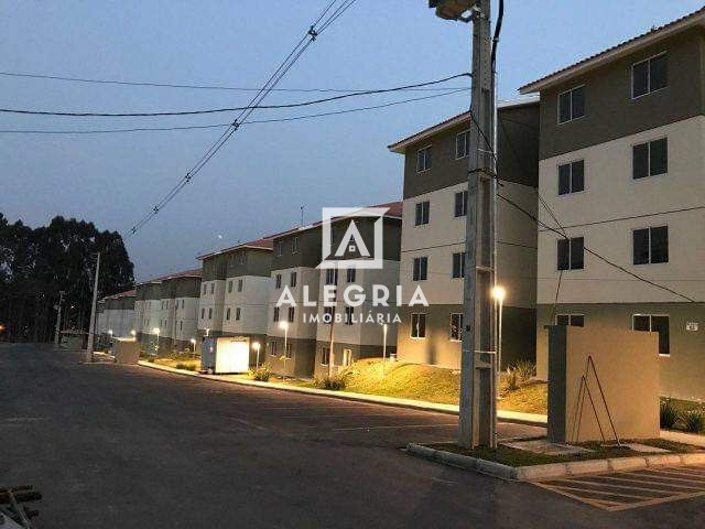 Excelente Apartamento 02 quartos Semi mobiliado em São José dos Pinhais