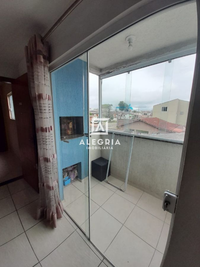 Apartamento Contendo 03 Dormitórios no Bairro Quisisana em São José dos Pinhais