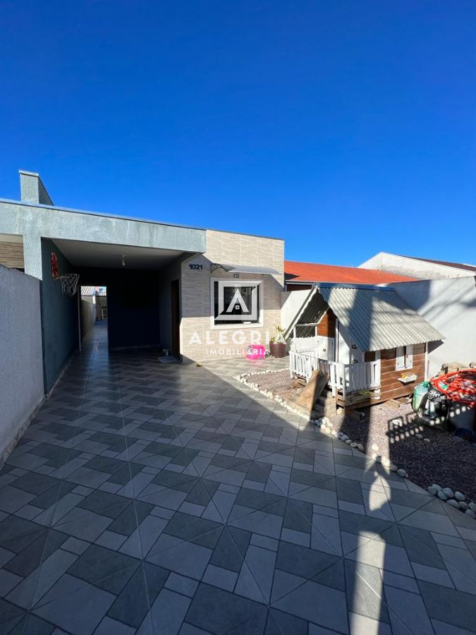 Casa Contendo 03 Dormitórios Sendo 01 com Edicula Pronta no Bairro São Marcos em São José dos Pinhais