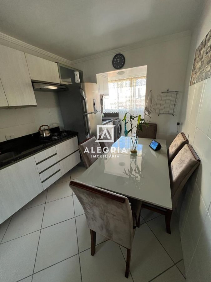 Lindo Apartamento Semi Mobiliado Contendo 02 Dormitórios no Bom Jesus em São José dos Pinhais