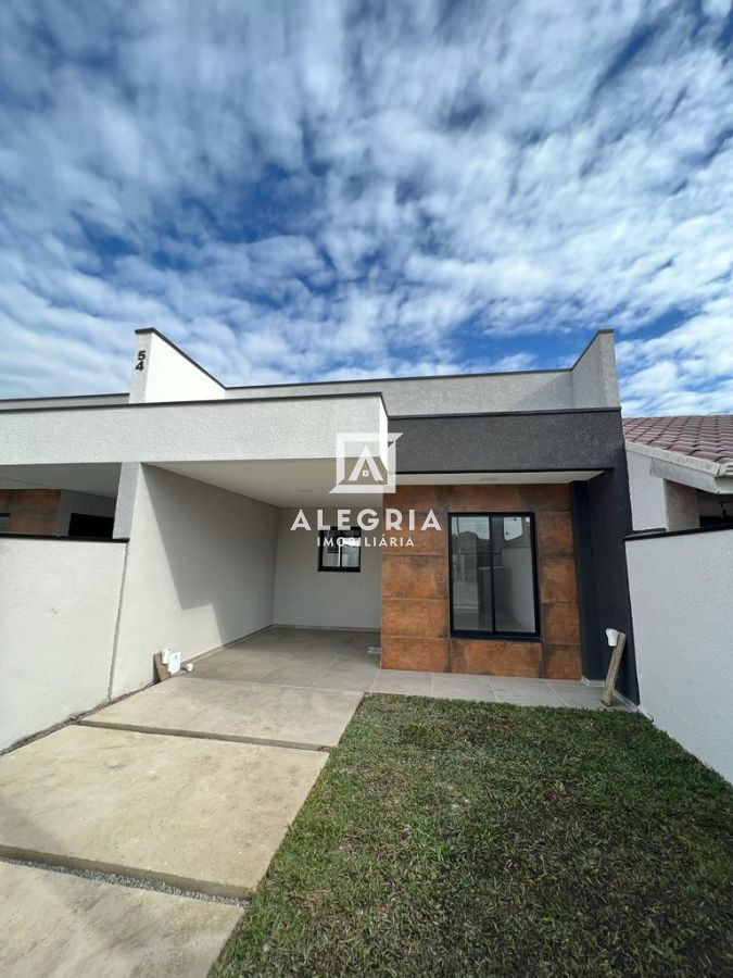 Belissima Casa Contendo 03 Dormitórios Sendo 01 Suite no Aguas Belas em São José dos Pinhais