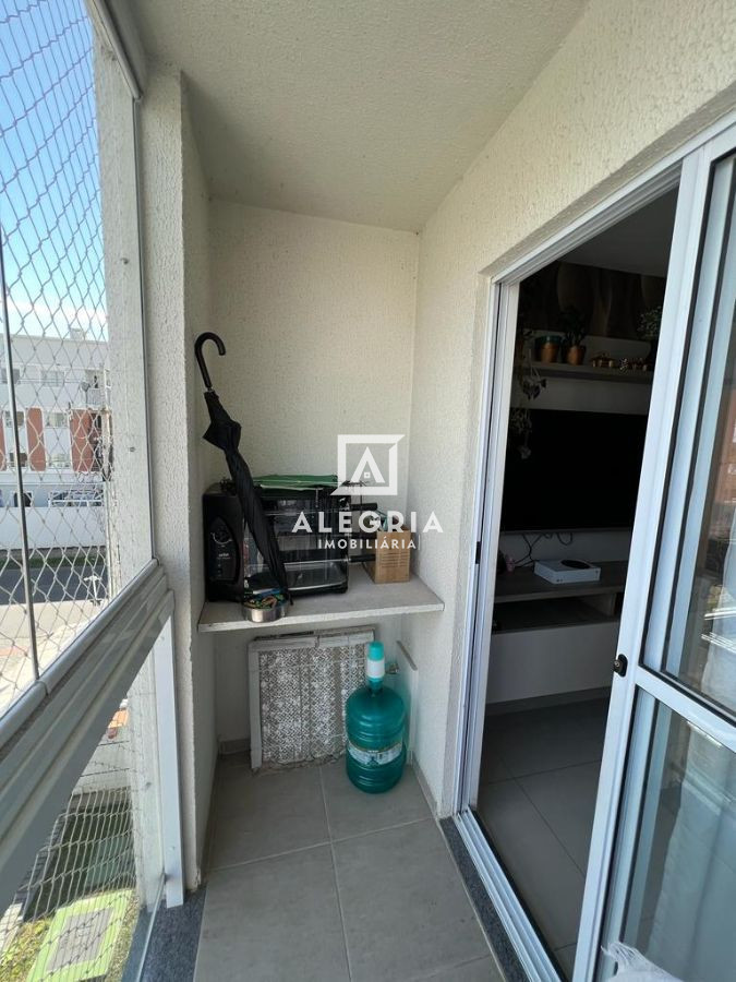 Apartamento Semi Mobiliado Contendo 02 Dormitórios na Cidade Jardim em São José dos Pinhais