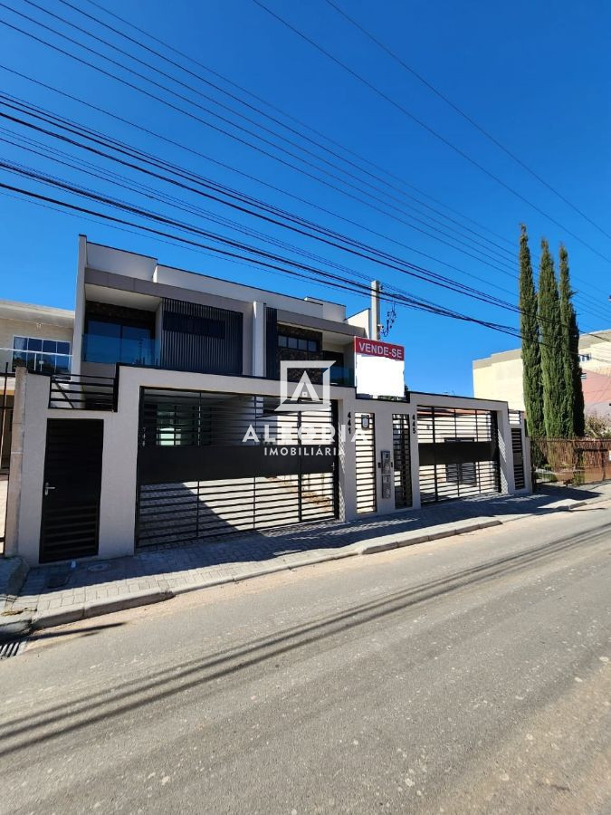 Sobrado Alto Padrão com 03 Suítes no Bairro Boneca do Iguaçu em São José dos Pinhais