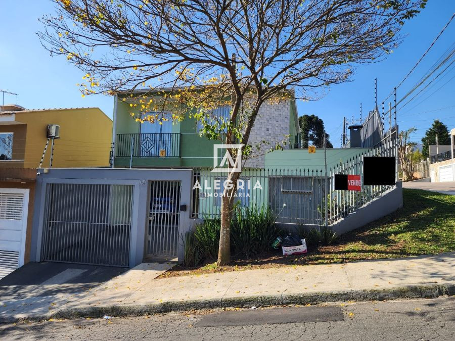 Excelente Sobrado 03 Dormitórios sendo 01 Suíte com Closet no Bairro Col. Rio Grande em São José dos Pinhais