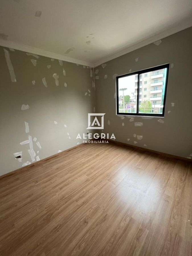 Apartamento Contendo 03 Dormitórios Sendo 01 Suite com Elevador no Centro em São José dos Pinhais