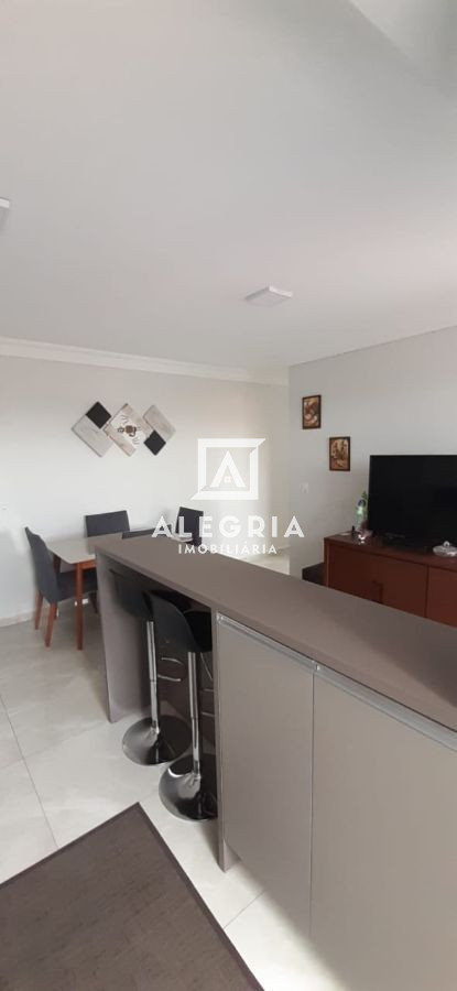 Apartamento Contendo 03 Dormitórios Sendo 01 Suite e 02 Vagas no Bom Jesus em São José dos Pinhais