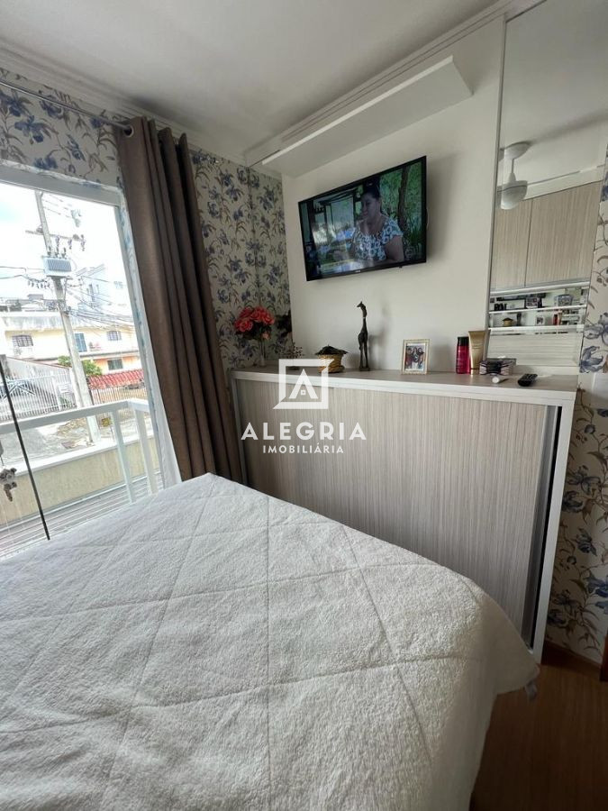 Lindo Apartamento Semi Mobiliado Contendo 03 Dormitórios no Monte Libano em São José dos Pinhais