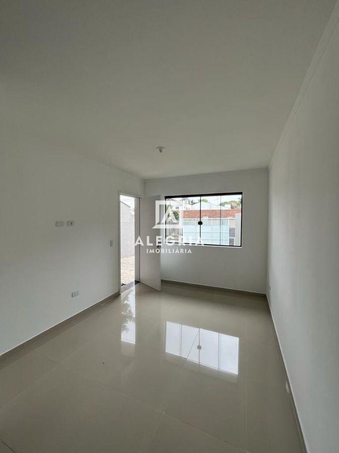 Linda Casa Com Edciula Contendo 03 Dormitórios Sendo 01 Suite no Aristocrata em São José dos Pinhais