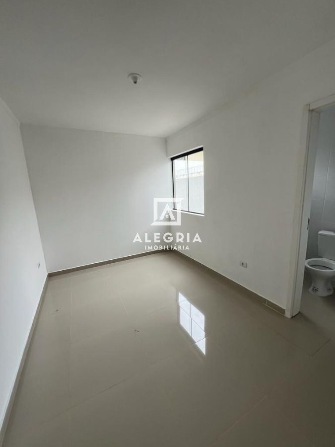 Linda Casa Com Edciula Contendo 03 Dormitórios Sendo 01 Suite no Aristocrata em São José dos Pinhais