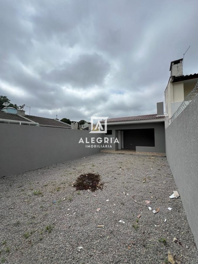 Linda Casa Com Edciula Contendo 03 Dormitórios Sendo 01 Suite no Aristocrata em São José dos Pinhais