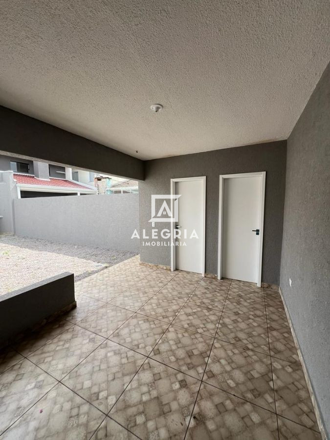 Linda Casa Com Edciula Contendo 03 Dormitórios Sendo 01 Suite no Aristocrata em São José dos Pinhais