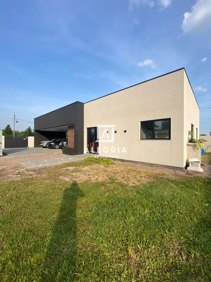 Belissima Casa Alto Padrão Contendo 03 Suites em São José dos Pinhais