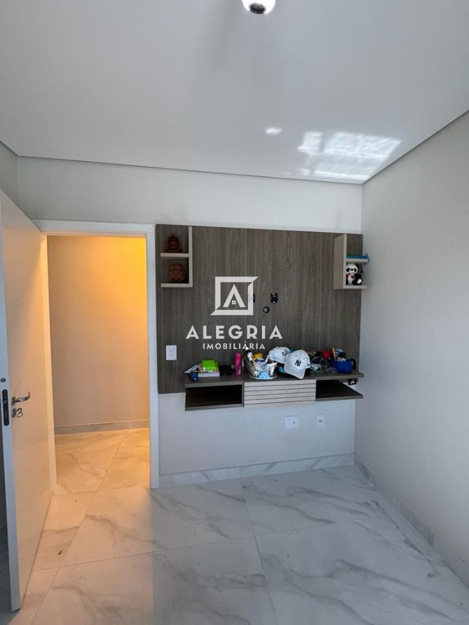 Lindo Apartamento Semi Mobiliado Contendo 03 Dormitorios Sendo 01 Suite e Closet em São José dos Pinhais