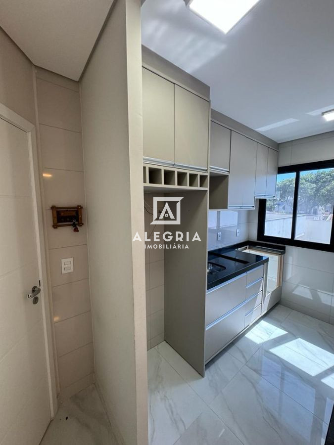 Lindo Apartamento Semi Mobiliado Contendo 03 Dormitorios Sendo 01 Suite e Closet em São José dos Pinhais