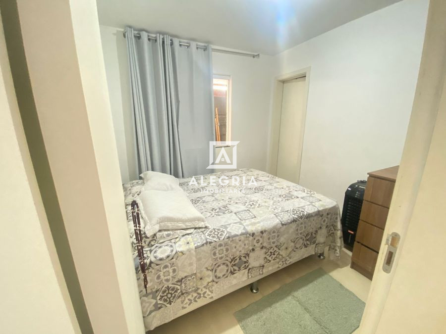 Belissimo Apartamento Terreo Com Garden Contendo 03 Dormitórios Sendo 01 Suite em São José dos Pinhais