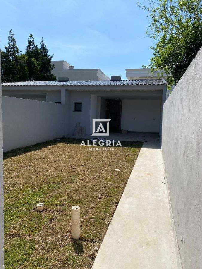 Belissima Casa Contendo 03 Dormitórios Sendo 01 Suite e Edicula Bom Jesus em São José dos Pinhais em São José dos Pinhais