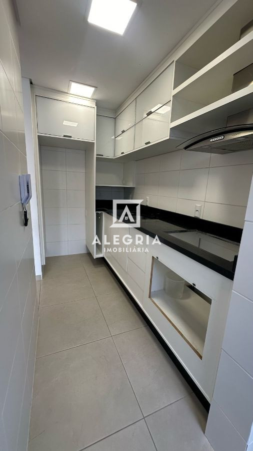 Apartamento com 02 Dormitórios (Sendo 01 Suite) em São José dos Pinhais