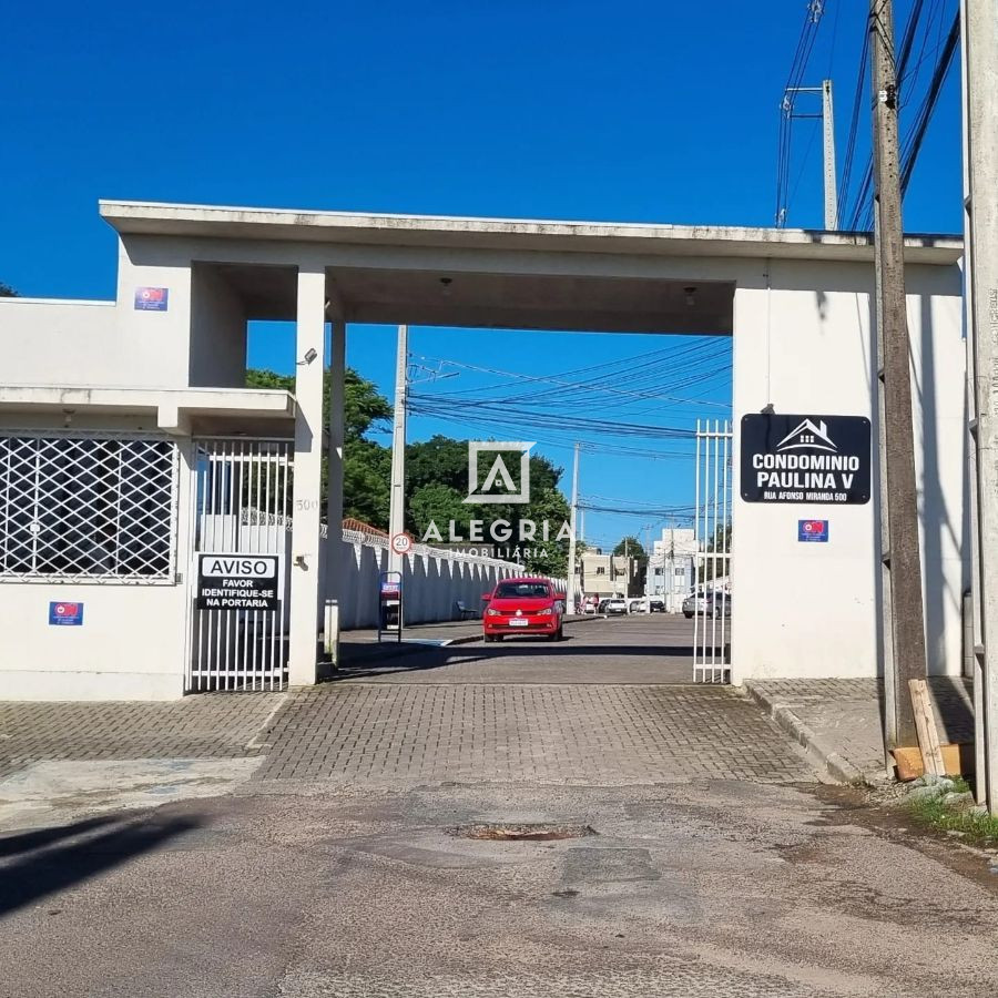 Linda casa 3 quartos em condominio São José dos Pinhais em São José dos Pinhais