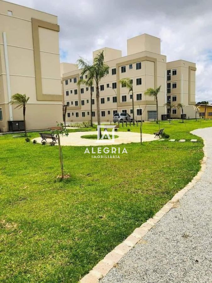 Lindo Apartamento 02 quartos no Edificio Reserva Casa Blanca em São José dos Pinhais