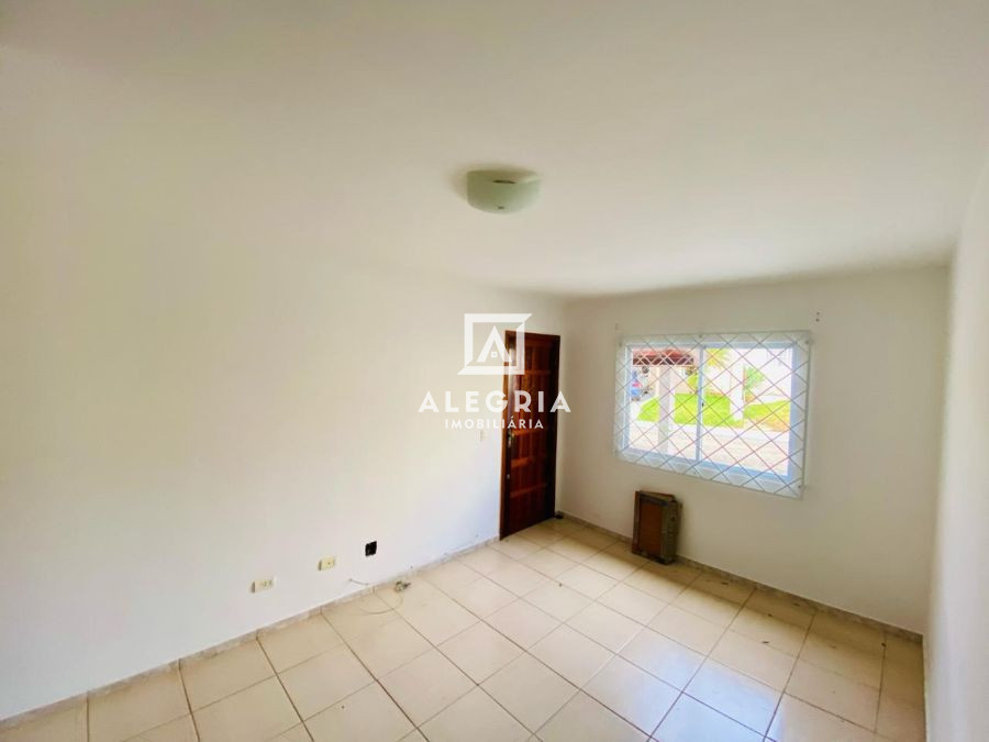 Linda casa no Condominio Residencial Santa Barbara no bairro Bom Jesus em São José dos Pinhais