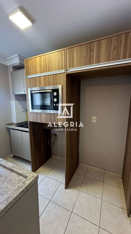 Lindo Apartamento Semi Mobiliado Contendo 02 Dormitórios na Colonia Rio Grande em São José dos Pinhais