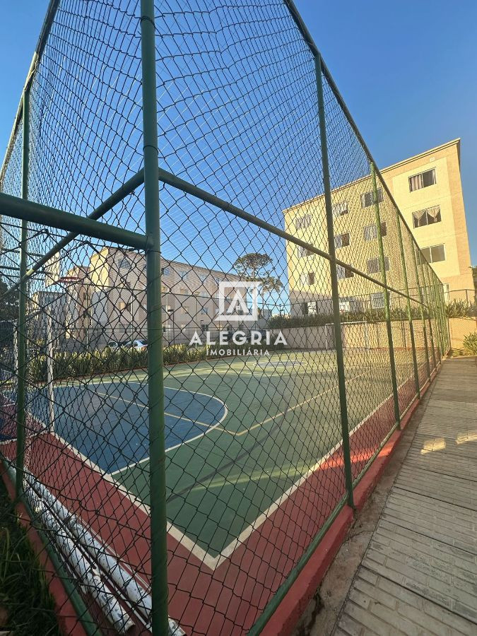 Lindo Apartamento no Bairro Colonia Rio Grande em São José dos Pinhais