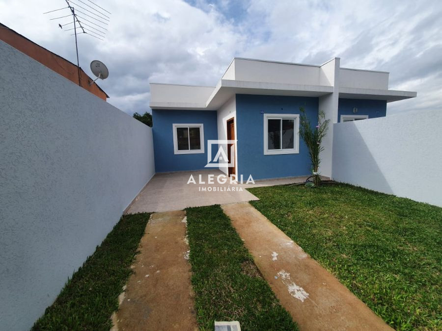 Excelente Residência  Semi-Mobiliada 03 Dormitórios sendo 01 Suíte no Bairro Col. Rio Grande em São José dos Pinhais