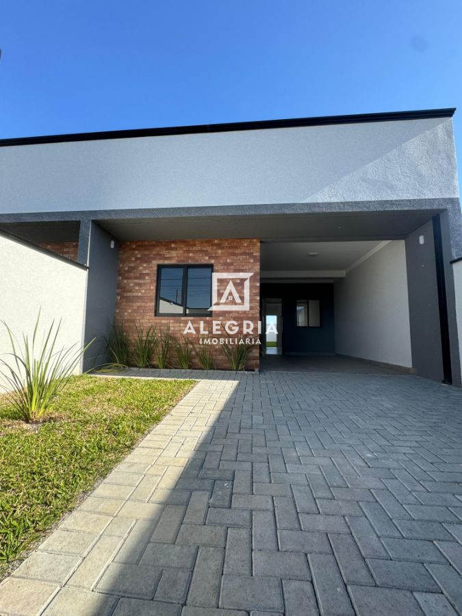 Linda Casa Contendo 03 Dormitórios Sendo 01 Suite no Barro Preto em São José dos Pinhais