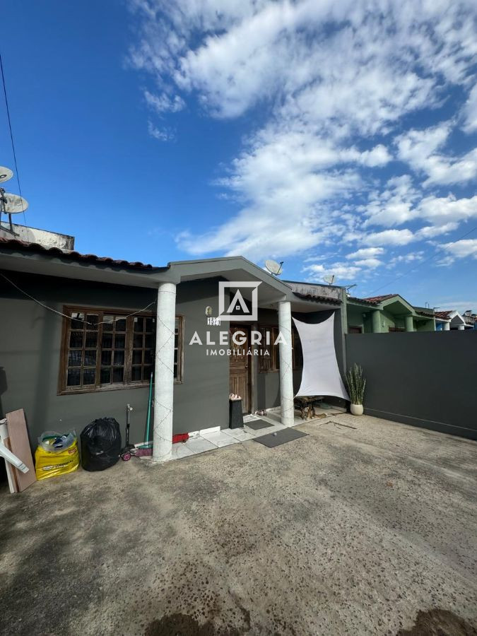 Casa Contendo 03 Dormitórios no Afonso Pena em São José dos Pinhais