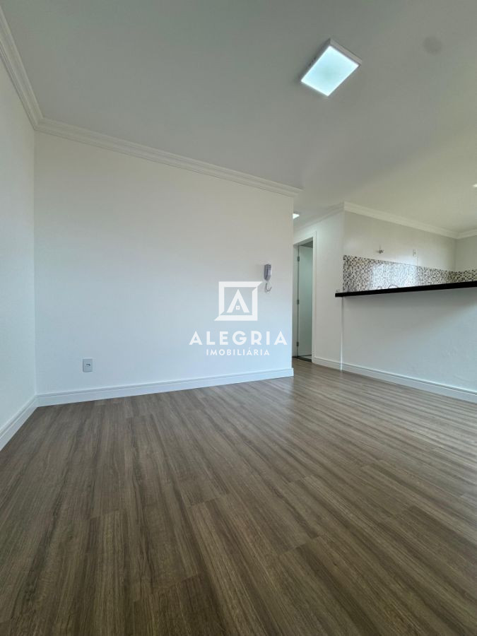 Apartamento a venda no Bairro Colônia Rio Grande em São José dos Pinhais