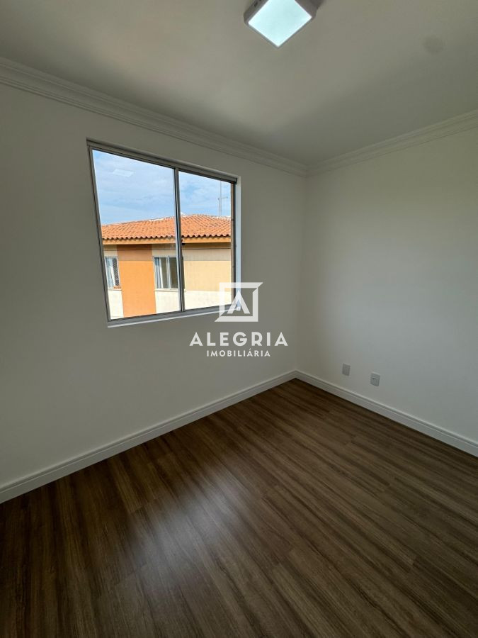 Apartamento a venda no Bairro Colônia Rio Grande em São José dos Pinhais