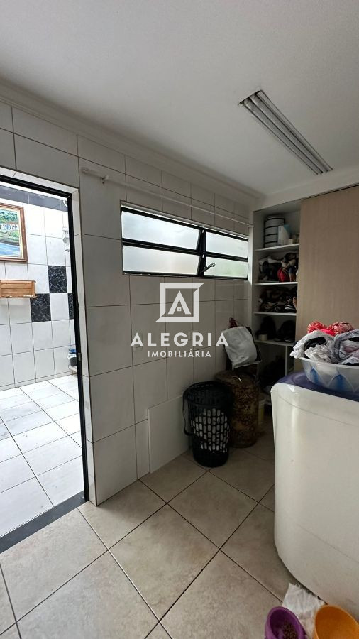 Sobrado e Barracão Comercial, Jd Cruzeiro em São José dos Pinhais
