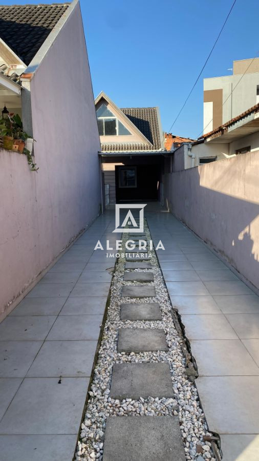 Excelente Casa contendo 2 Quartos com Opção de Ático em São José dos Pinhais
