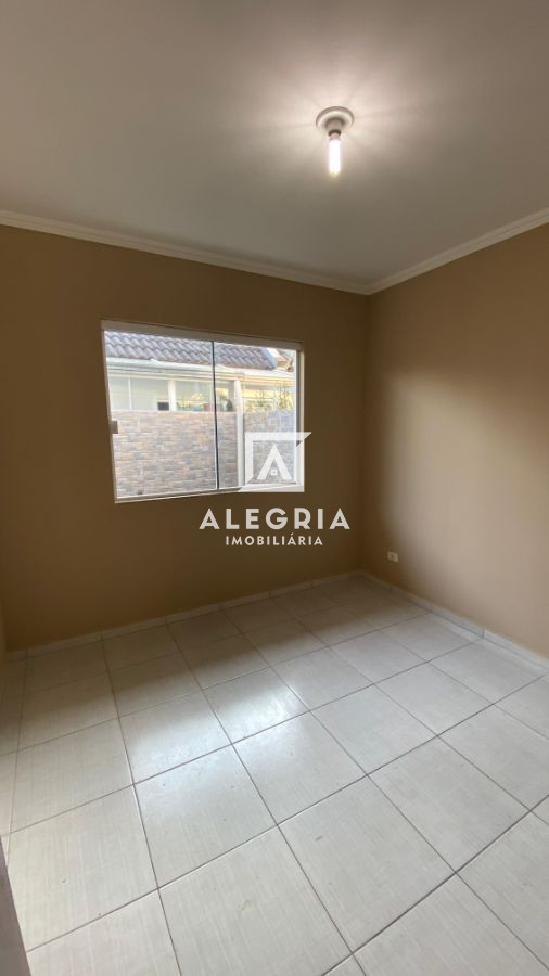 Excelente Casa contendo 2 Quartos com Opção de Ático em São José dos Pinhais