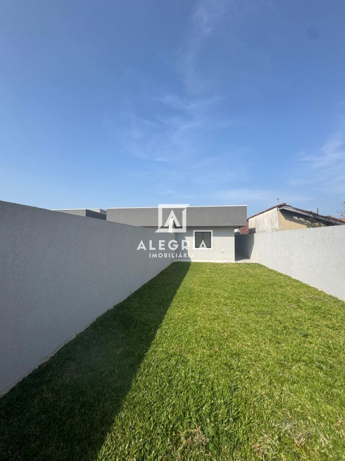 Linda Casa Contendo 03 Dormitórios Sendo 01 Suite no São Marcos em São José dos Pinhais