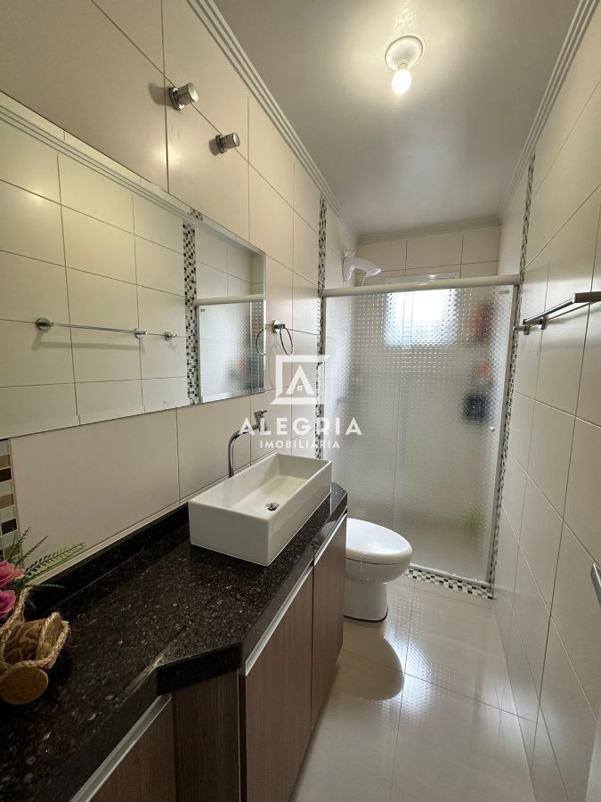 Linda casa 3 quartos sendo 1 suite em São José dos Pinhais