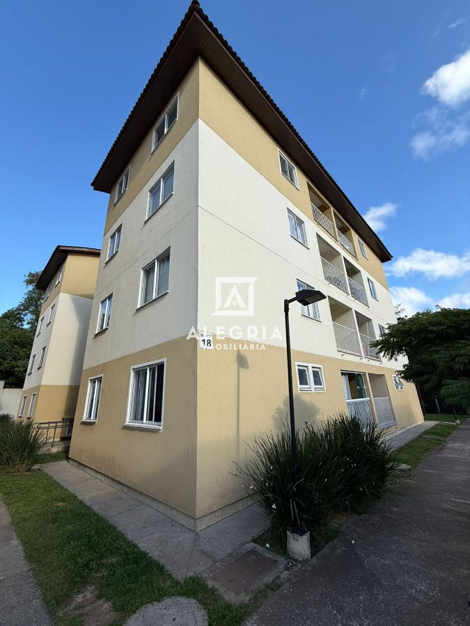 Lindo Apartamento no Residencial Le Village Royale no bairro Colonia Ria Grande em São José dos Pinhais