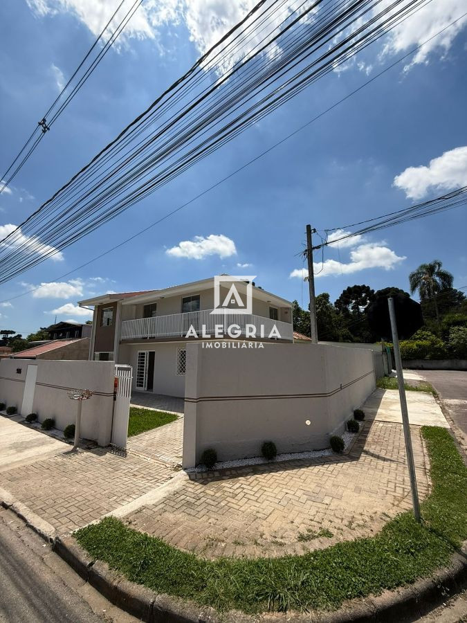 Lindo Sobrado de esquina no bairro Roseira de São Sebastião em São José dos Pinhais