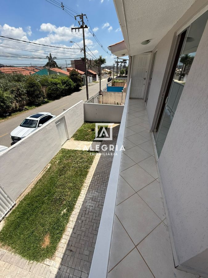 Lindo Sobrado de esquina no bairro Roseira de São Sebastião em São José dos Pinhais